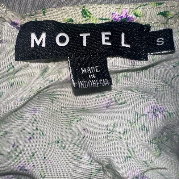 Motel Rocks Green Ribbed Midi Bodycon Dress - Picture 5 of 6